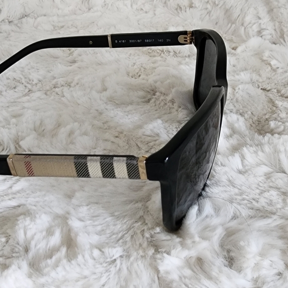 Burberry B 4181 Black Nova Check Square Sunglasses main image 9